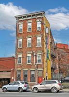 featured image of 118 E Liberty St #C