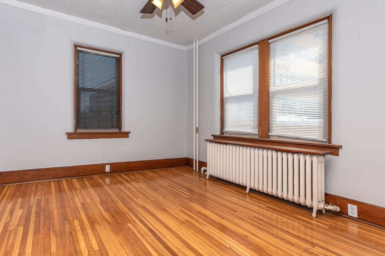 603 1st St Sw #301 - Photo 3 of 11