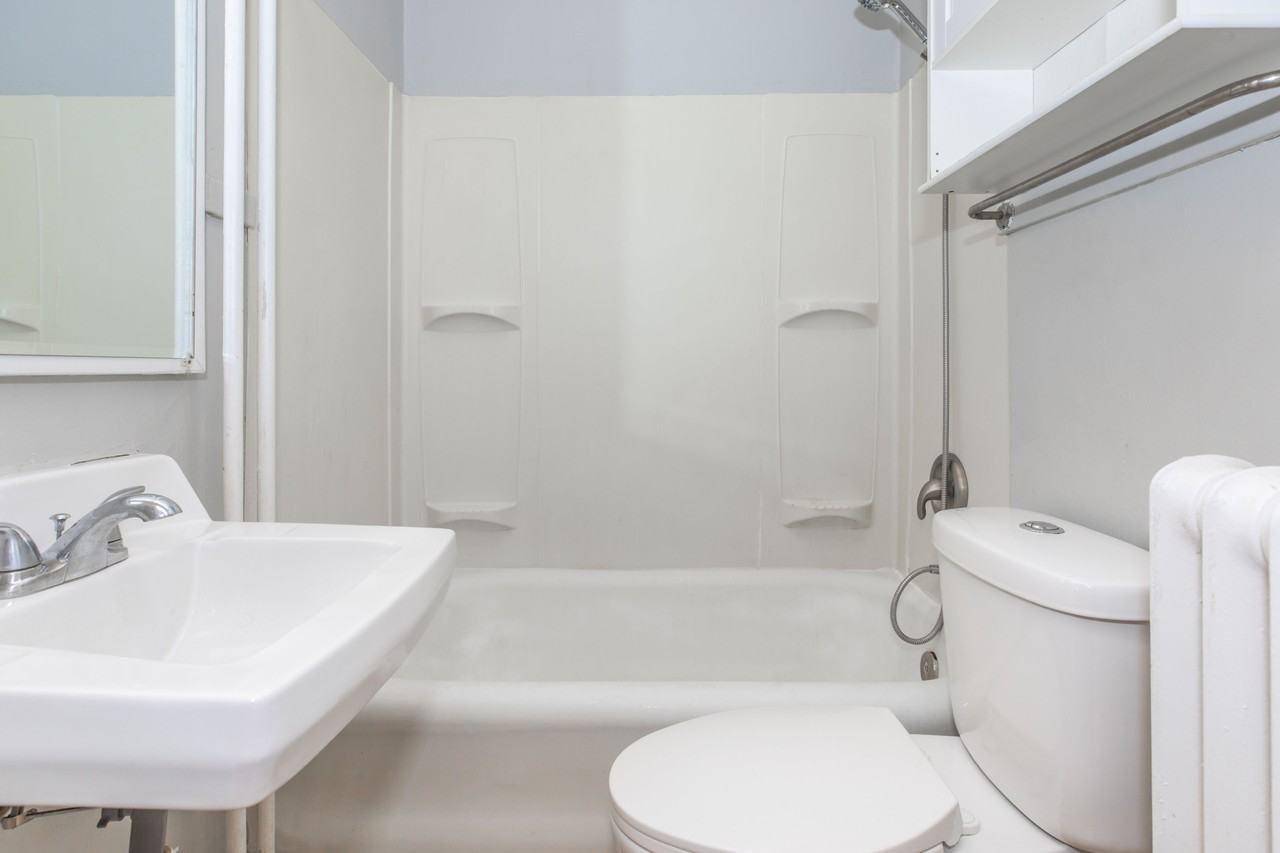 603 1st St Sw #301 - Photo 6 of 11