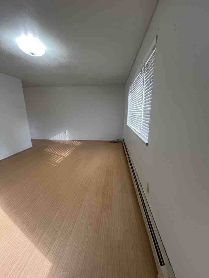 108 Park Dr #1 - Photo 2 of 9