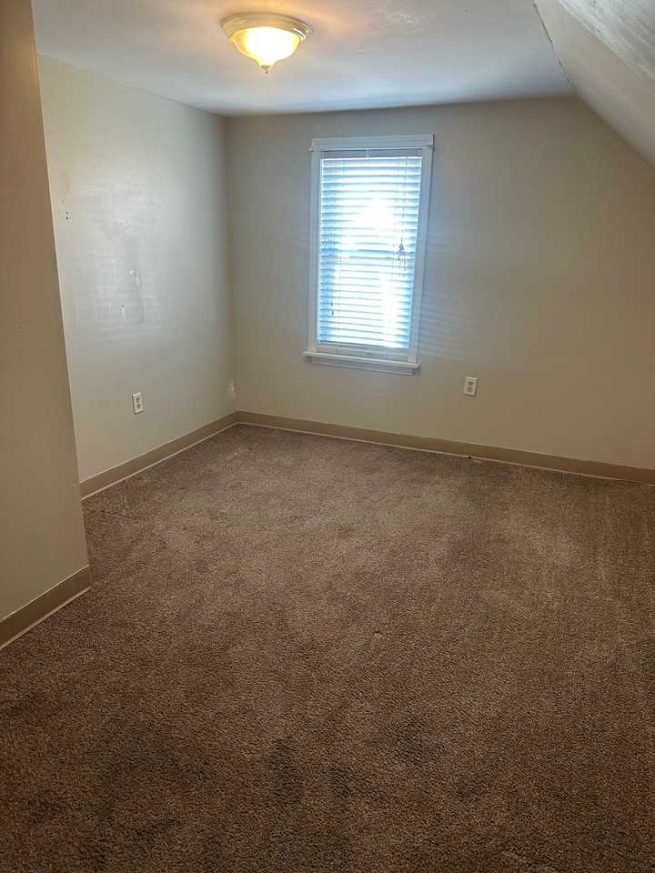 116 Aiken Ave #116-2 - Photo 6 of 7