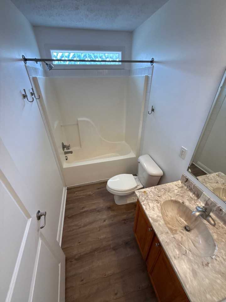 1015 N Gale St #1015 - Photo 5 of 10