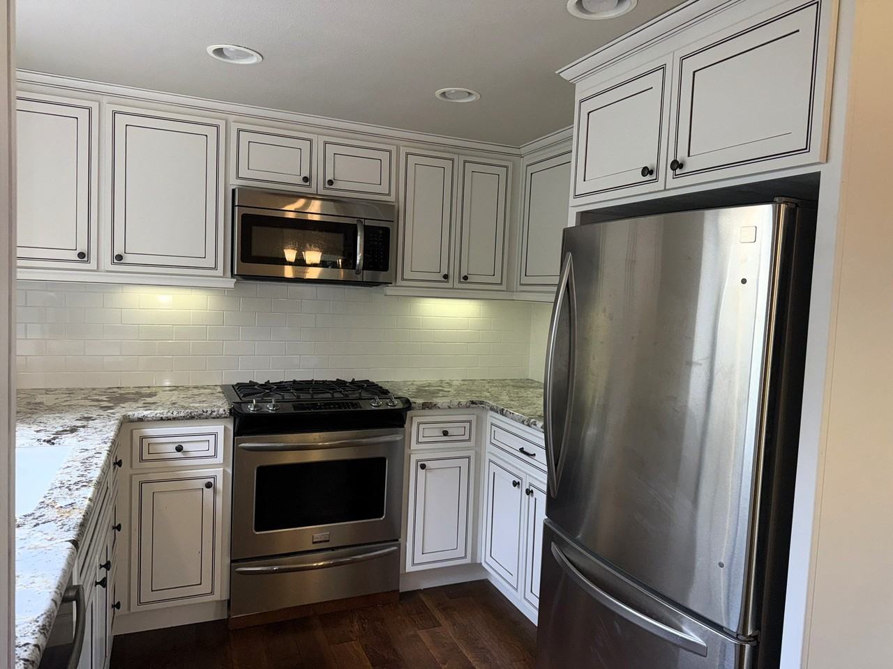 875 E Cromwell Ave #1 - Photo 4 of 29