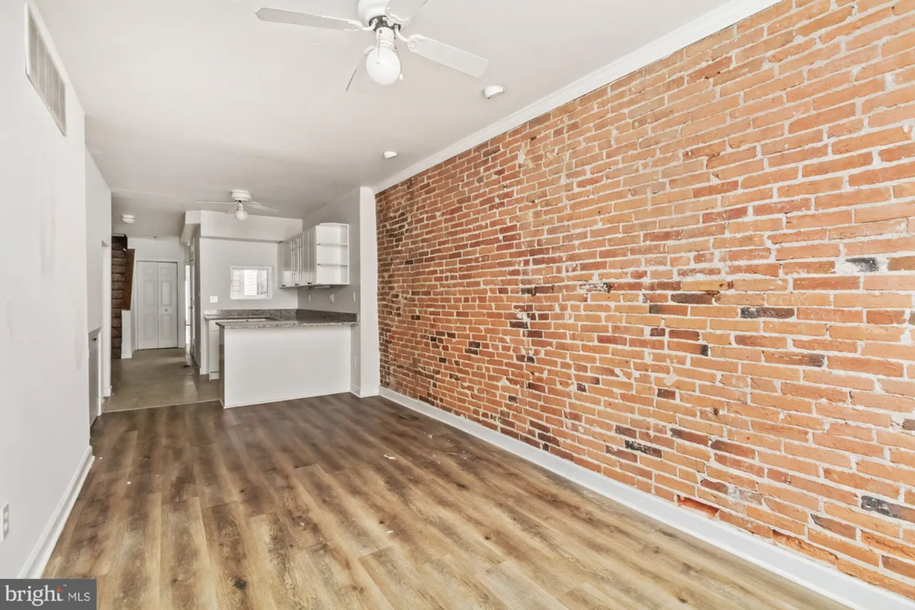 1122 William St #A - Photo 7 of 27