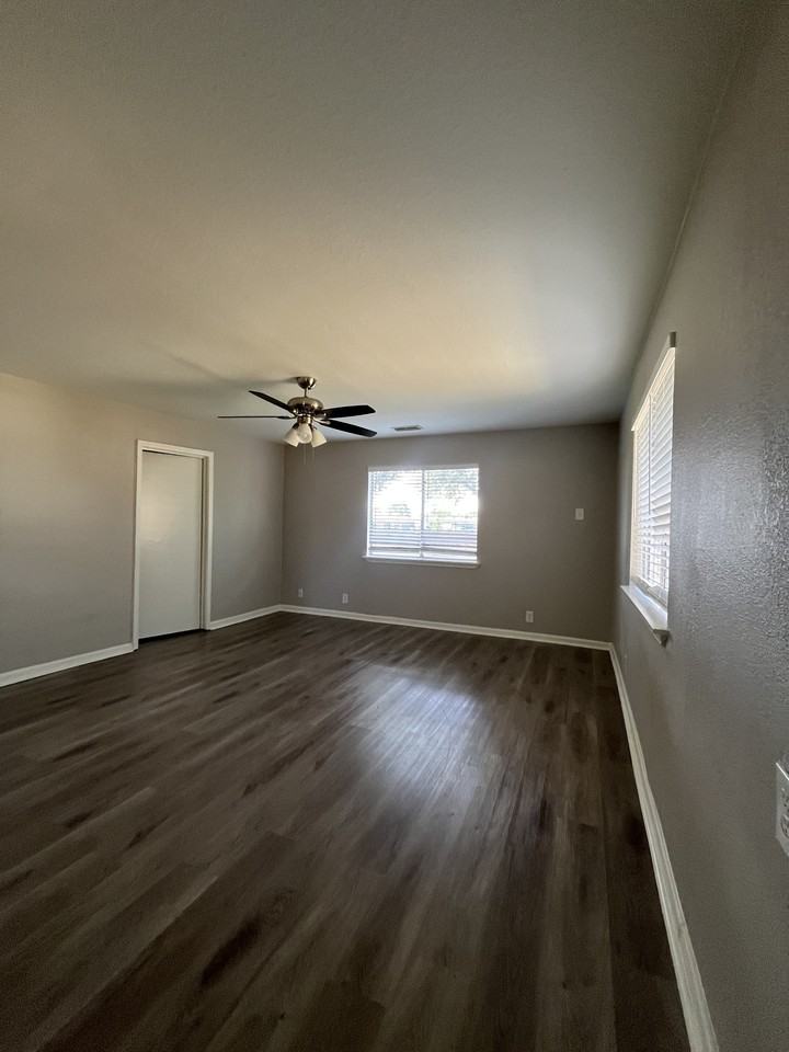 8328 Campanella Dr #1 - Photo 7 of 20