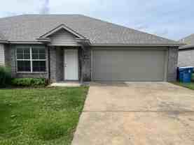 3002 Sw Deerfield Blvd #1 - Photo 1 of 1