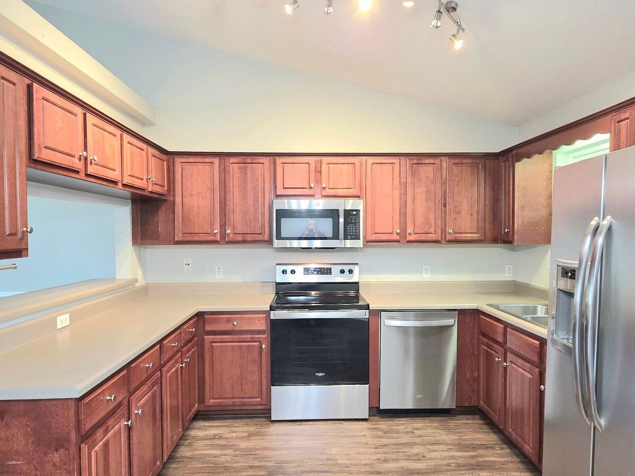 6607 Woodbury Forest Dr - Photo 6 of 18