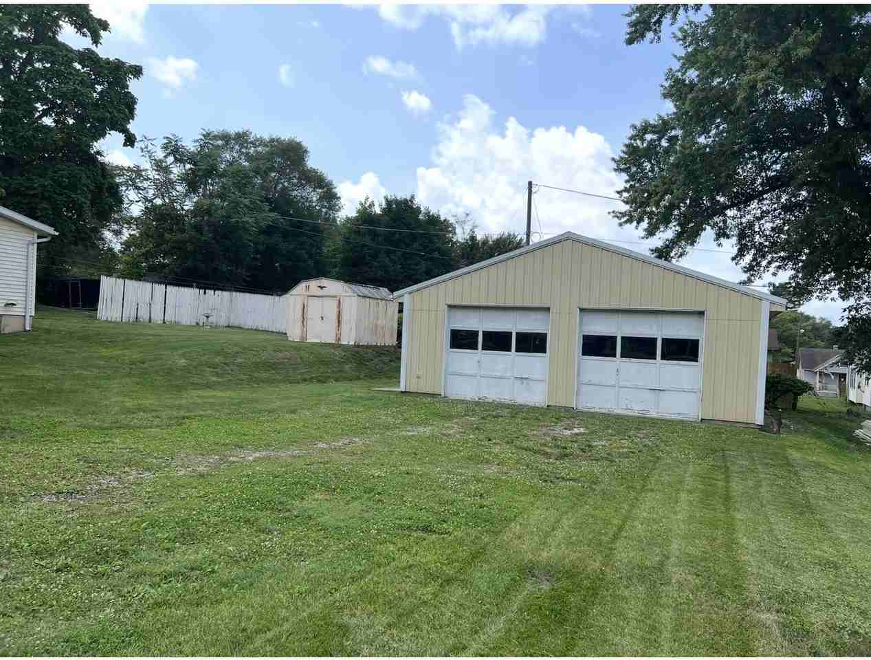 861 Cabot Dr #1 - Photo 2 of 6