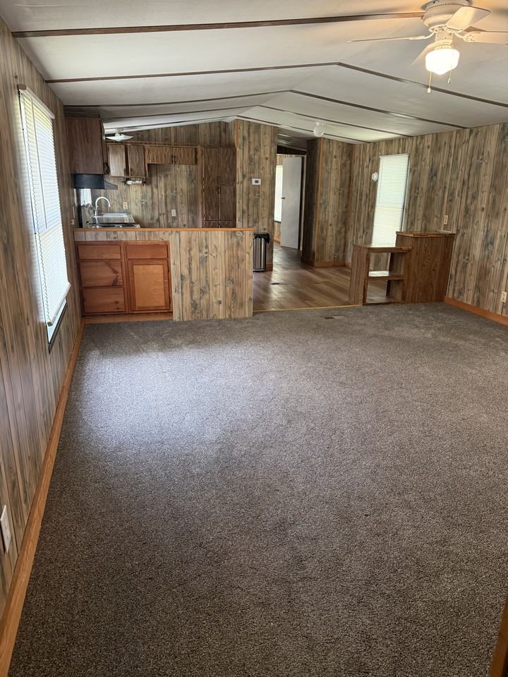 608 Dillard Dr - Photo 7 of 8