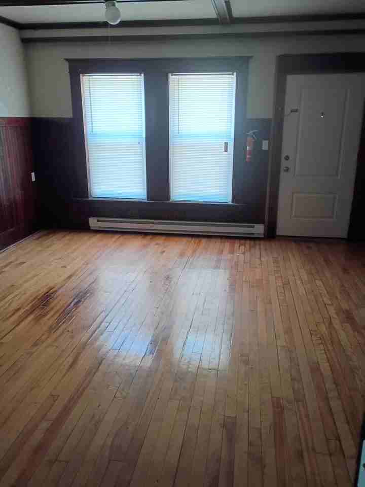 18 Main St #4 - Photo 4 of 13