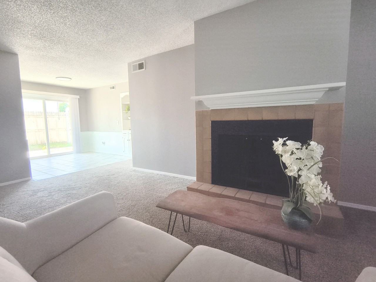 11417 North May Avenue - 1Unit D #1 - Photo 7 of 28