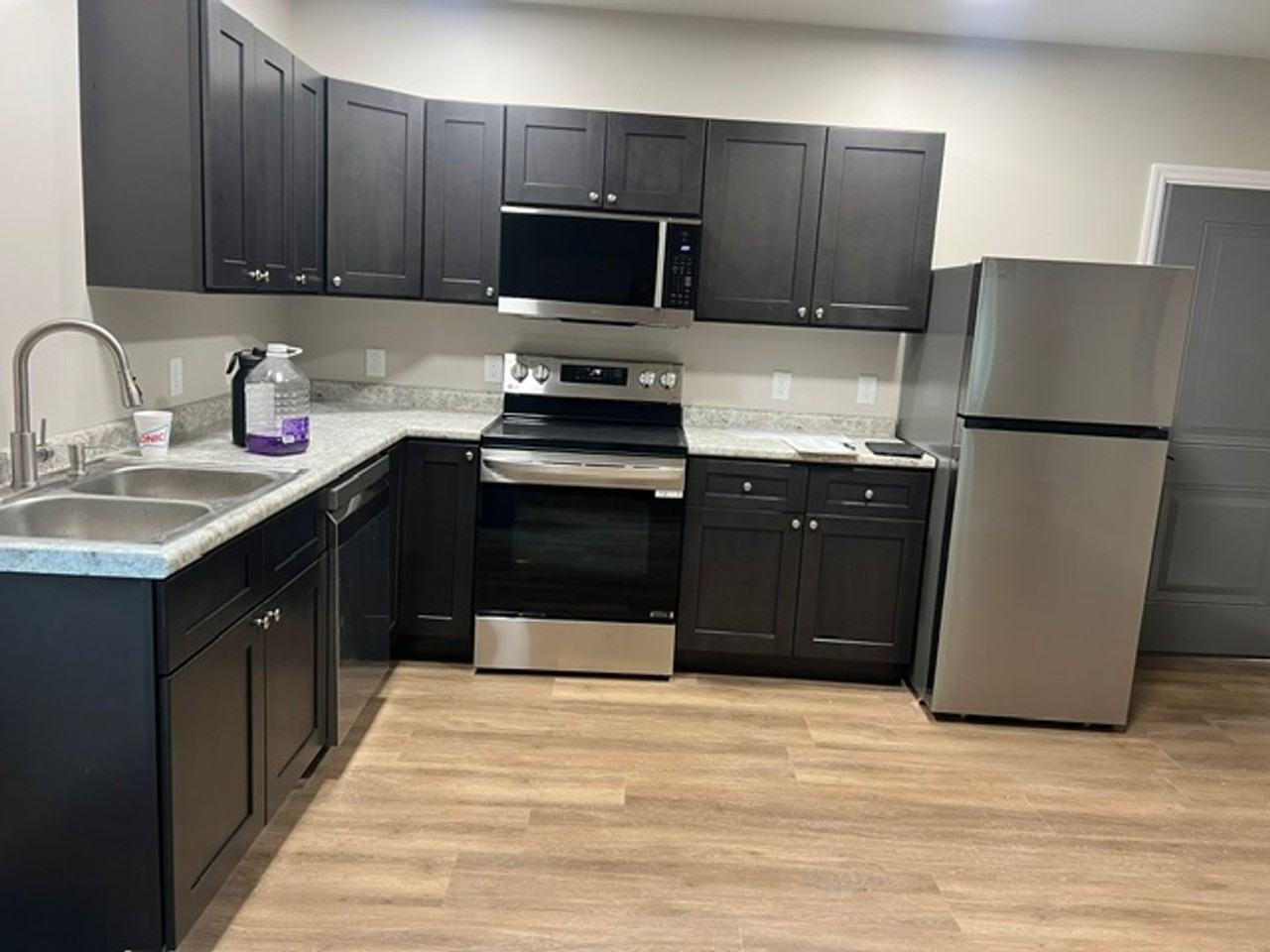 405 Mcfarland St #201