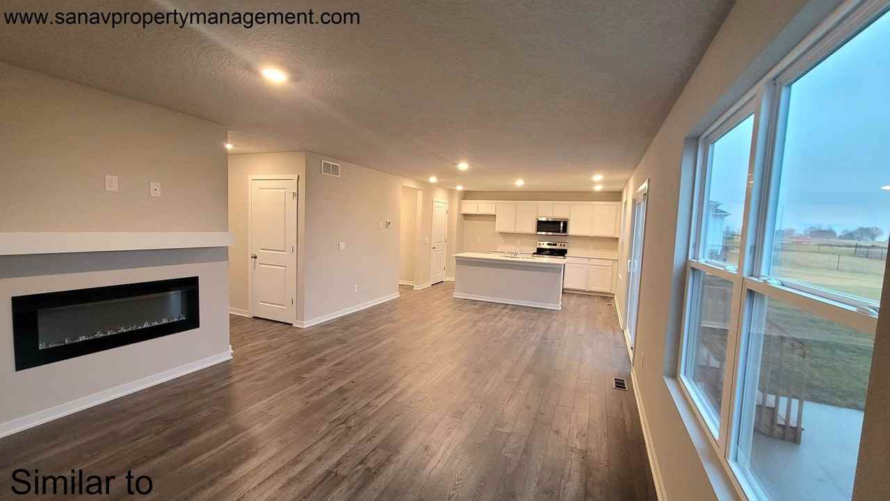 1024 Cove St Se - Photo 2 of 22