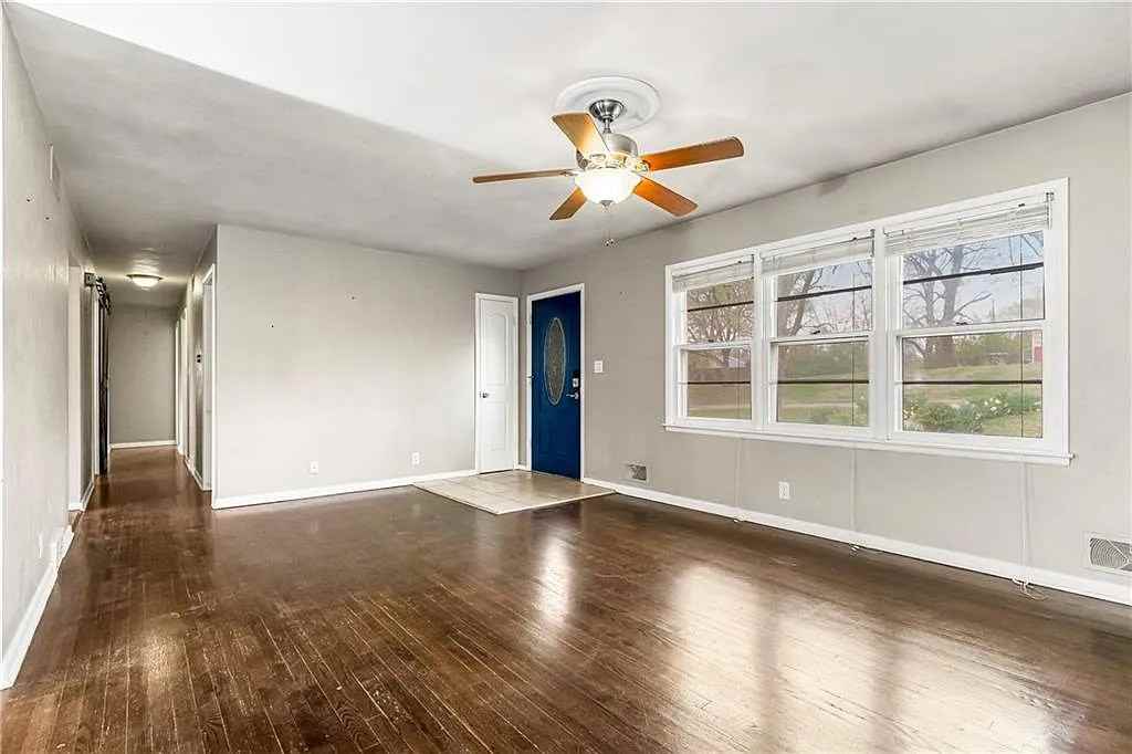 1305 Craig Dr #1 - Photo 4 of 24