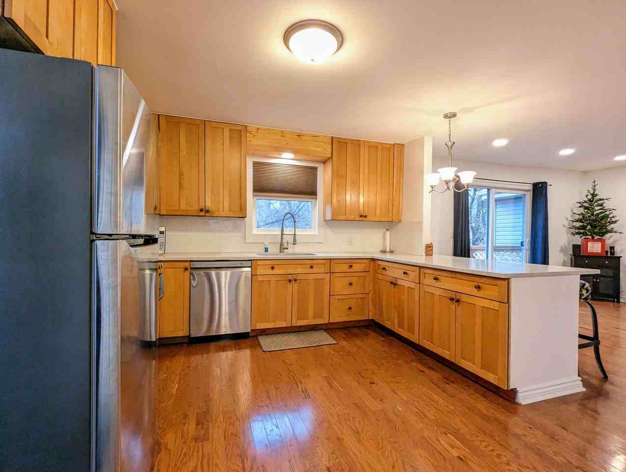28 Glen Ave #1 - Photo 6 of 15