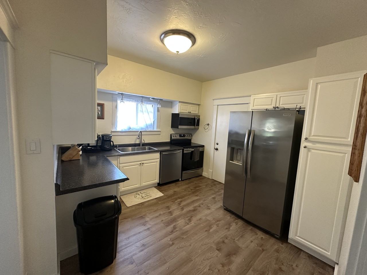 312 E 5th Ave #1 - Photo 2 of 5