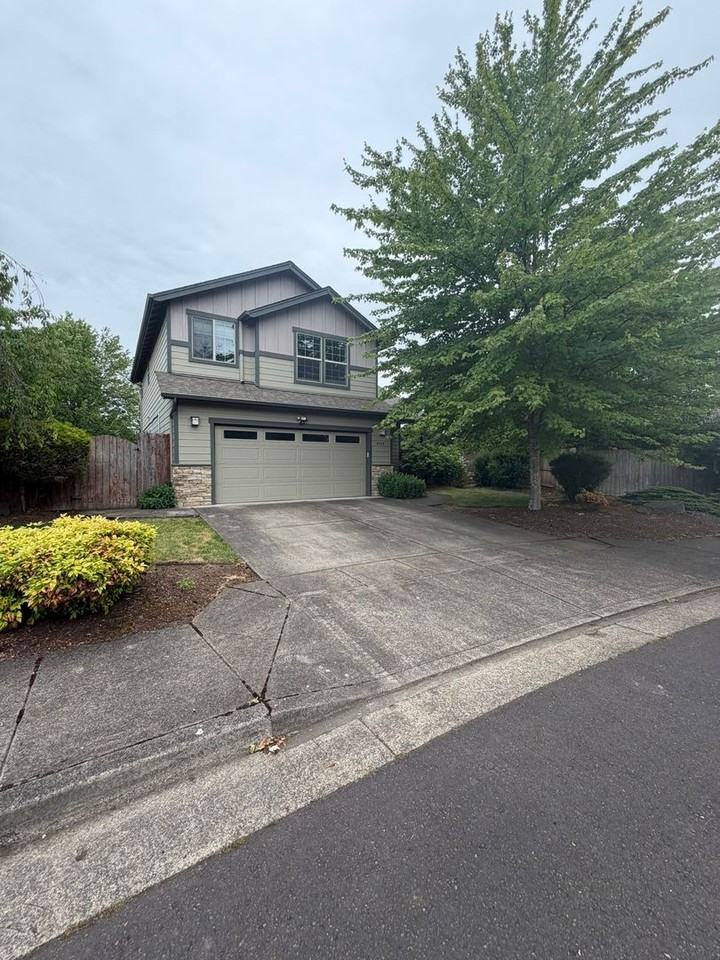 3426 Duck Pl - Photo 2 of 45