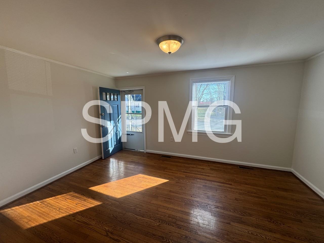 3126 Yardley Dr Nw #1 - Photo 3 of 20