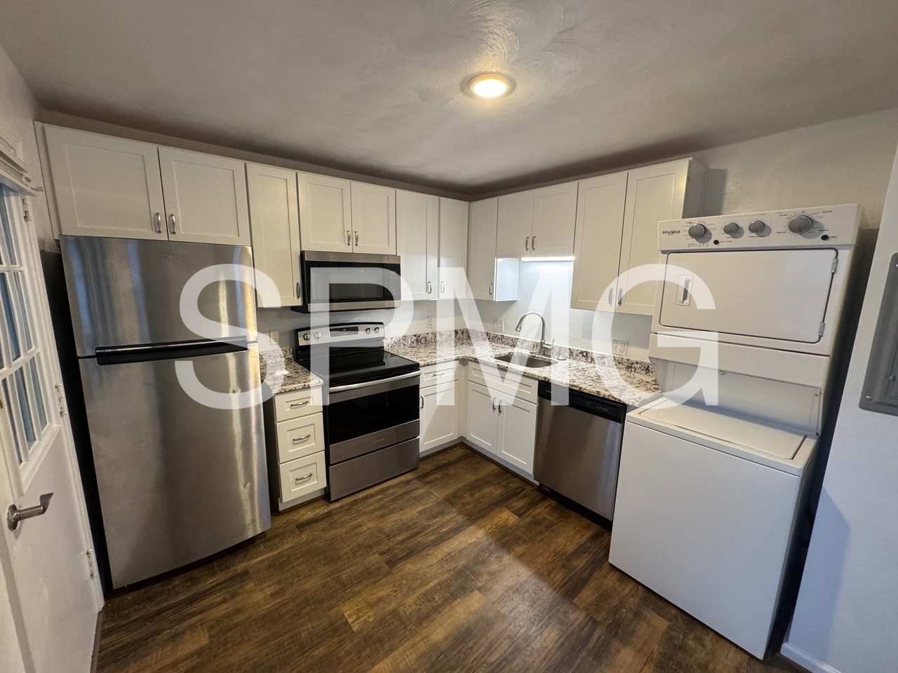 3126 Yardley Dr Nw #1 - Photo 4 of 20