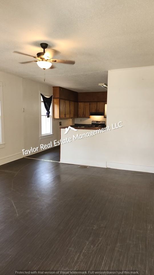 728 Kendrick St #1 - Photo 5 of 15