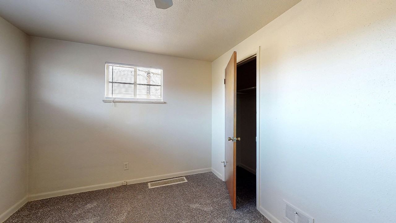 Lovely Two Creeks Townhomes - Photo 6 of 50