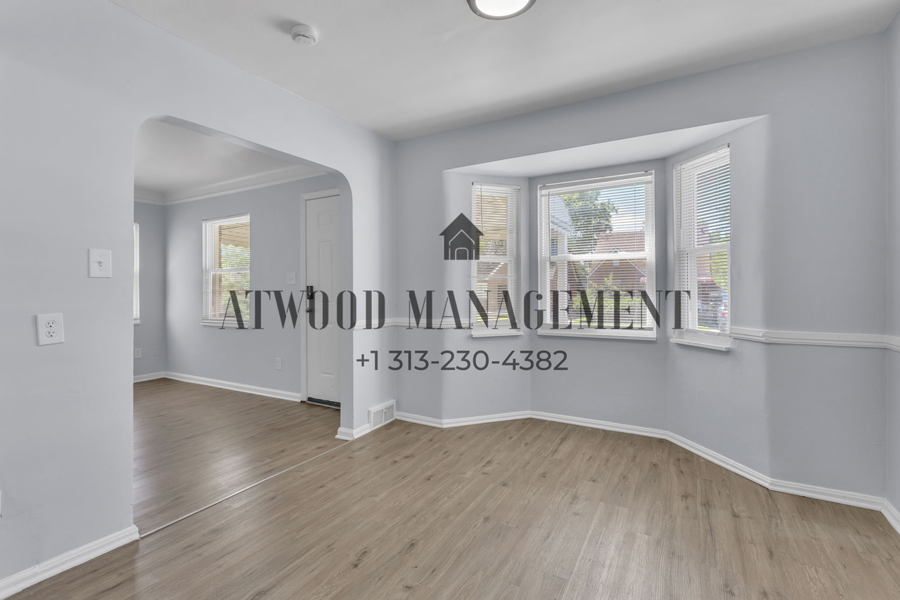 13669 Pfent St - Photo 4 of 17