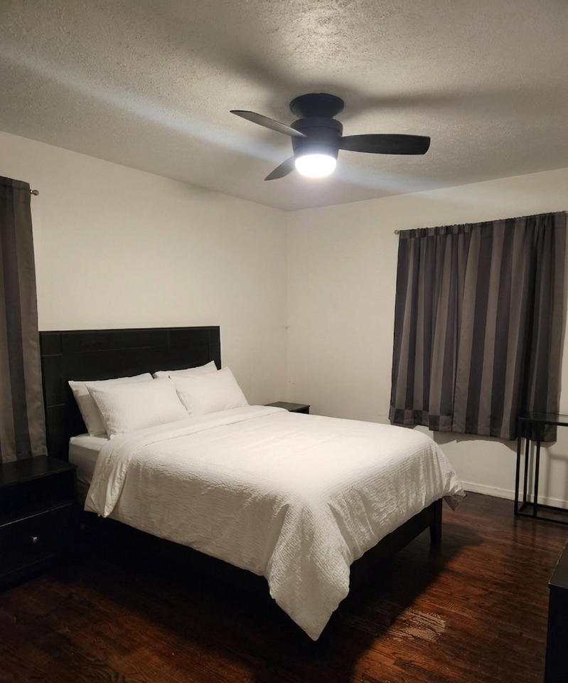 9303 Lewis Ave Kansas City MO 64138 #1 - Photo 3 of 8