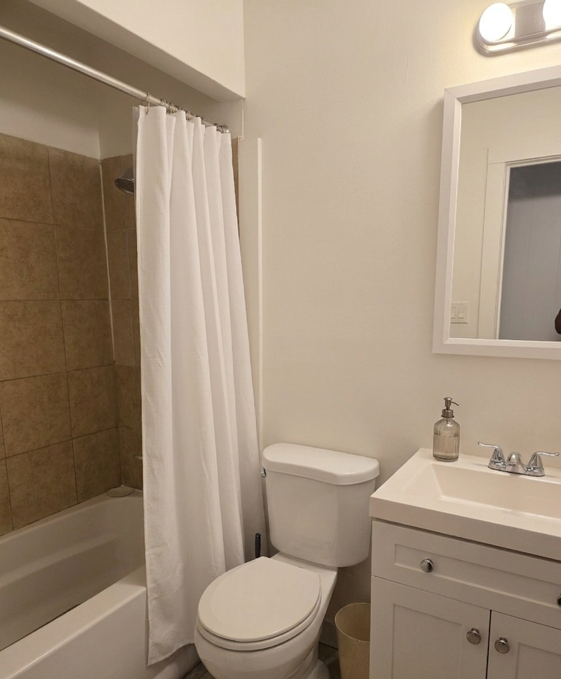 9303 Lewis Ave Kansas City MO 64138 #1 - Photo 7 of 8