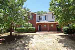 featured image of 1432 S Donahue Dr #B