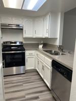 featured image of 380 N Catalina Ave