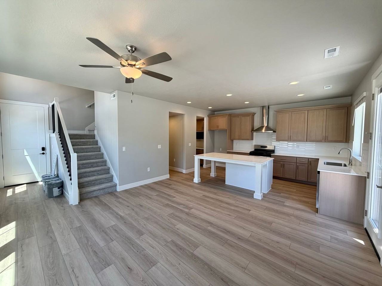 2721 2721 W 2775 N, #141 - Photo 3 of 18