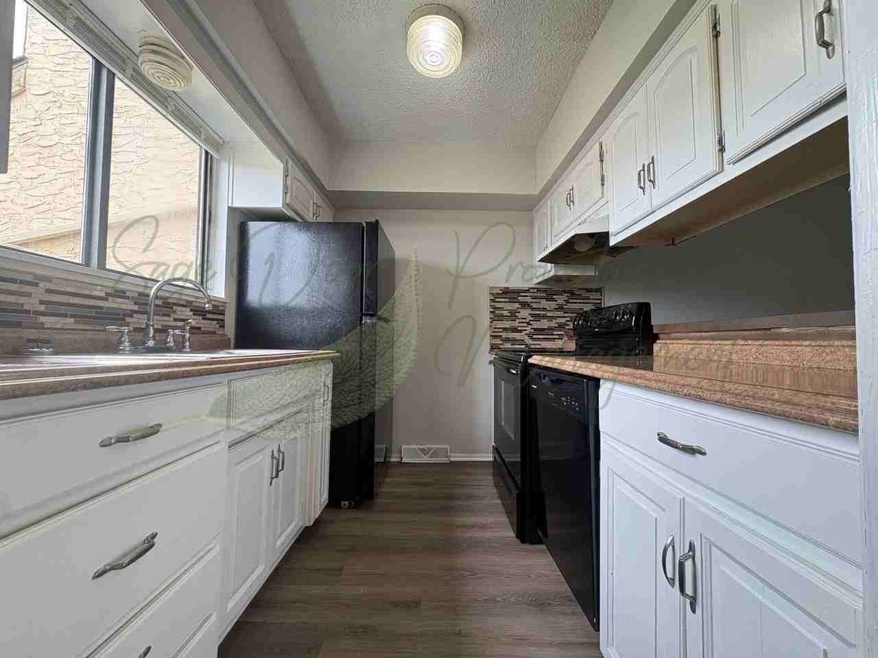 11513 Richmond Ave - Photo 2 of 22