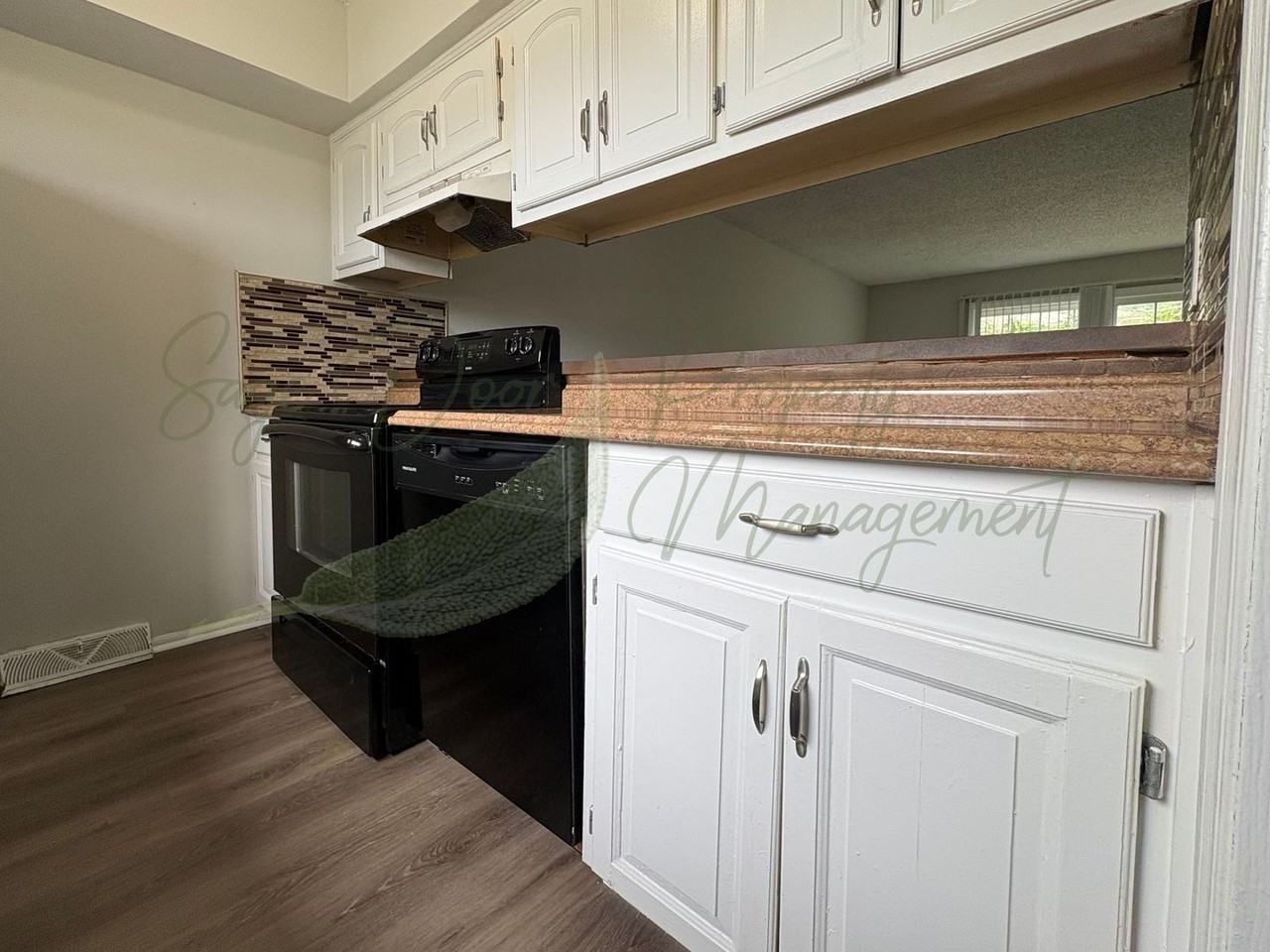 11513 Richmond Ave - Photo 5 of 22