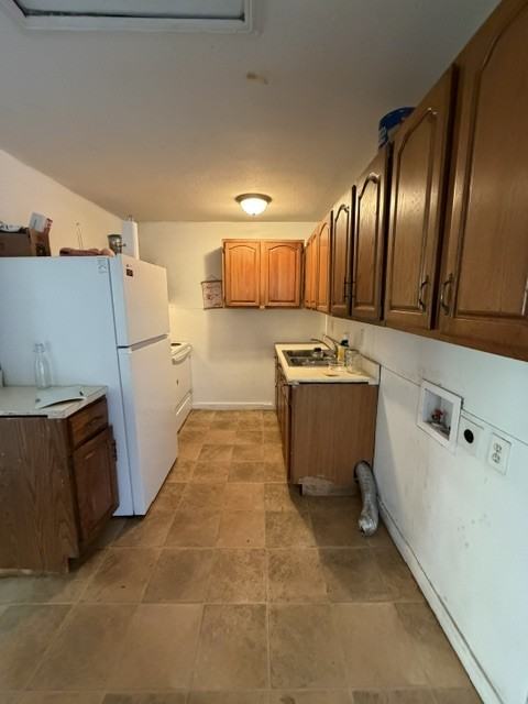 1722 10th St #B - Photo 4 of 22