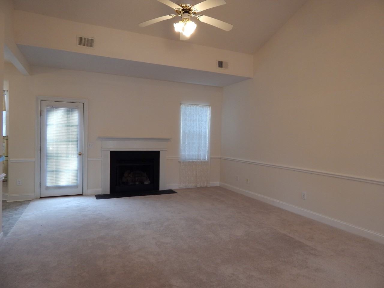 2109 Elderberry Dr #1 - Photo 3 of 11