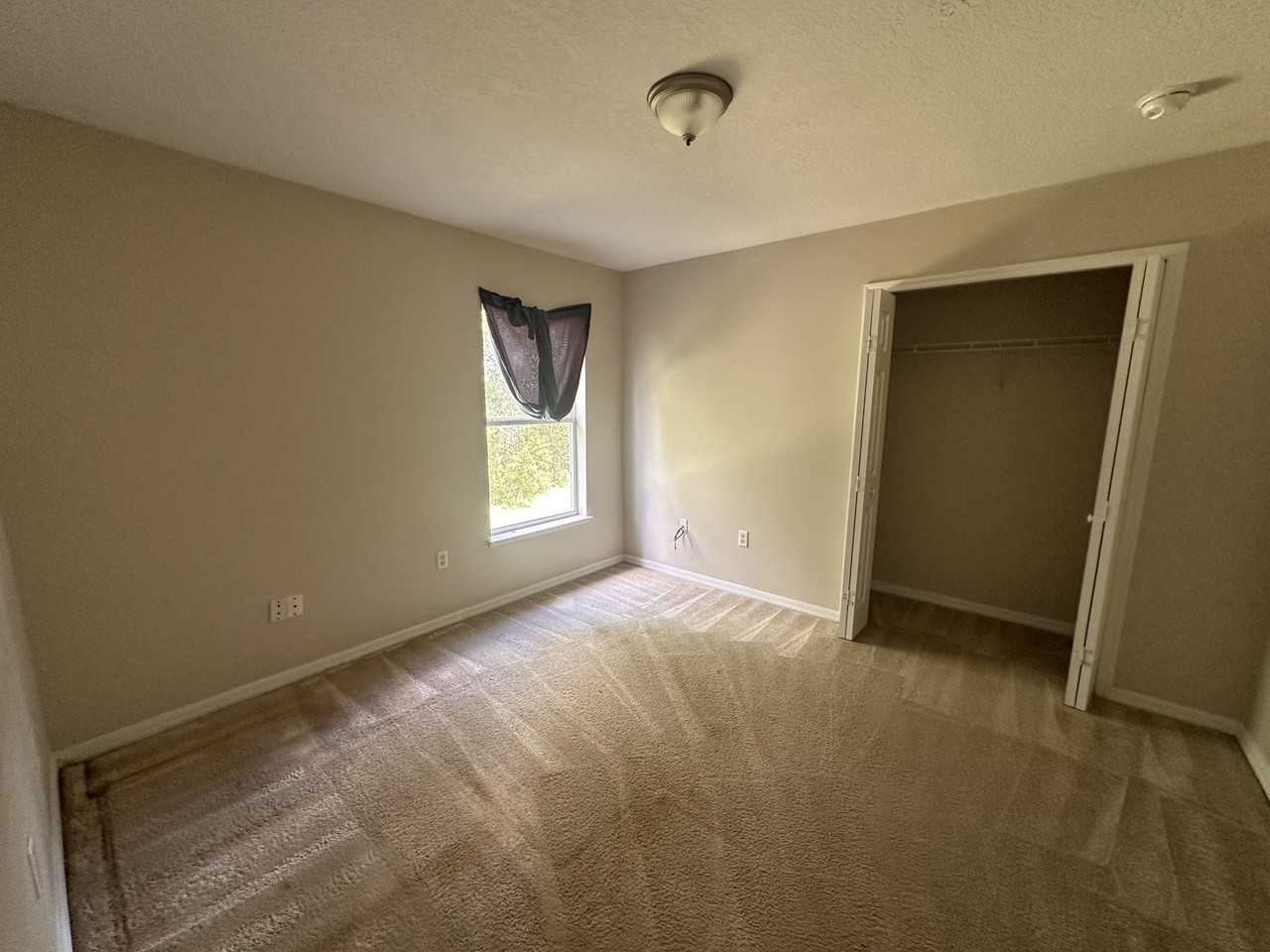 2529 Sw 156th Pl #1 - Photo 2 of 10