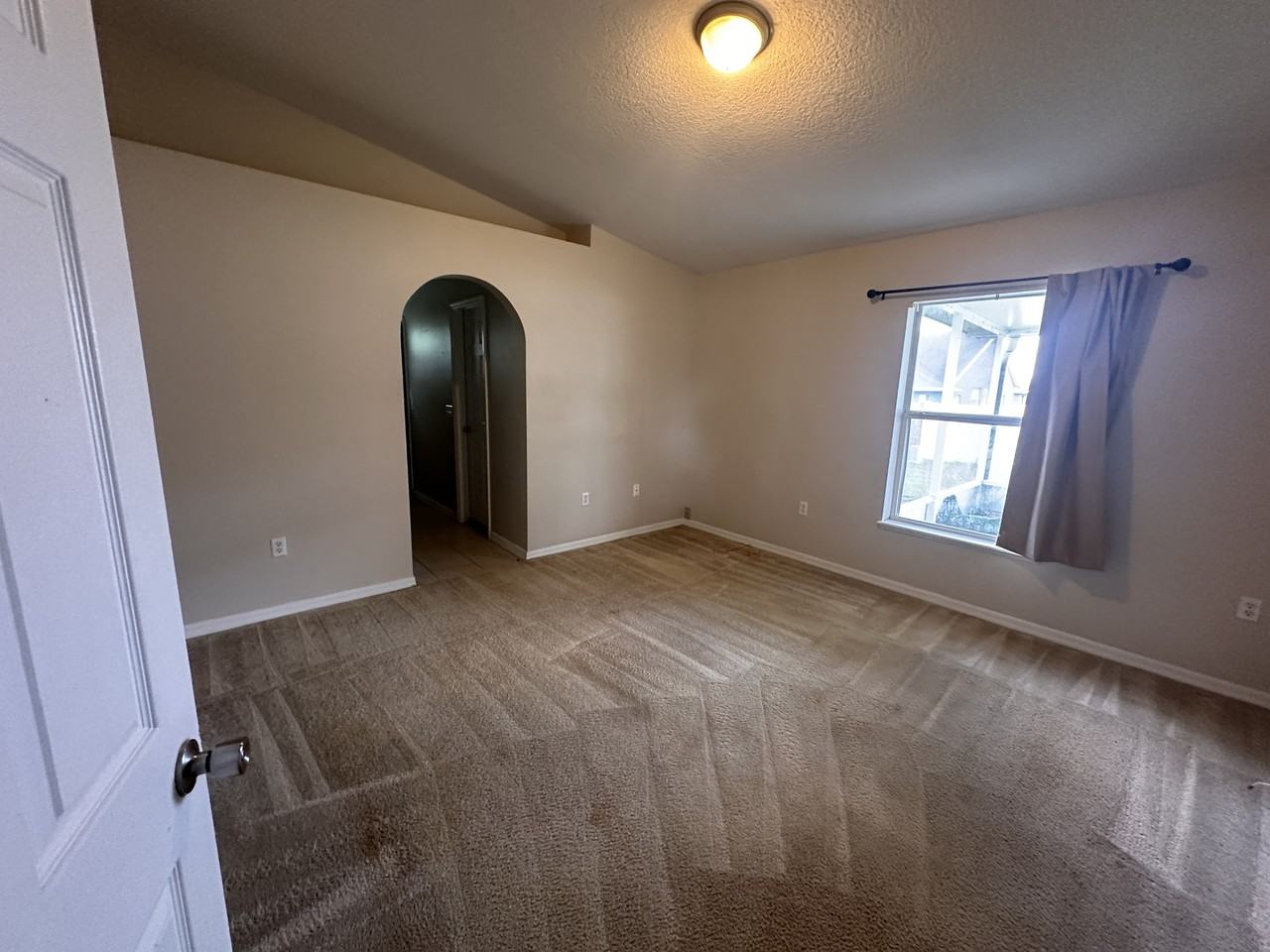 2529 Sw 156th Pl #1 - Photo 3 of 10