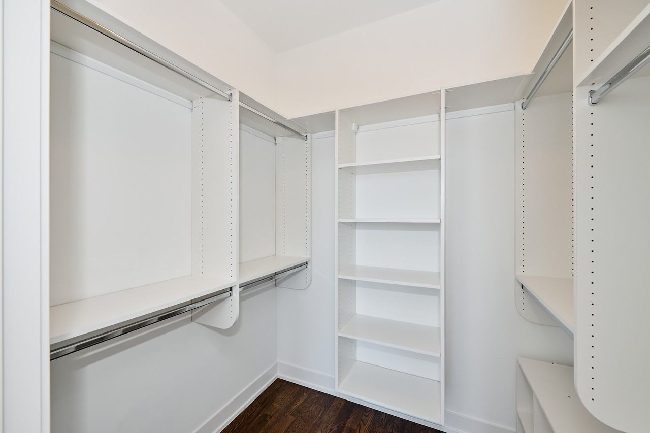 5139 North Broadway - 301 #301 - Photo 6 of 8