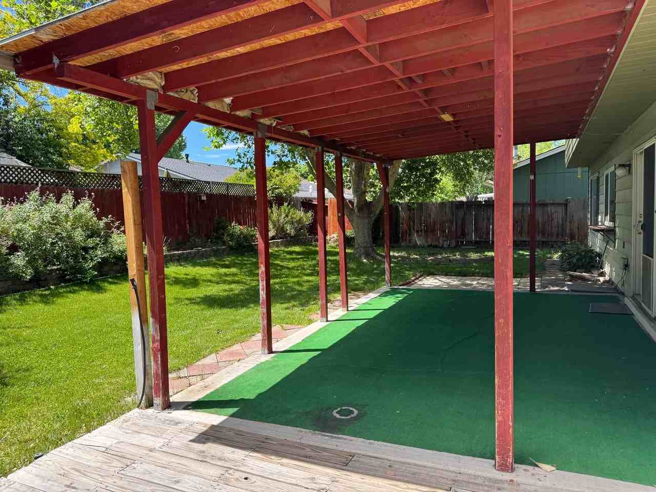 1053 Glen Molly Dr - Photo 4 of 4