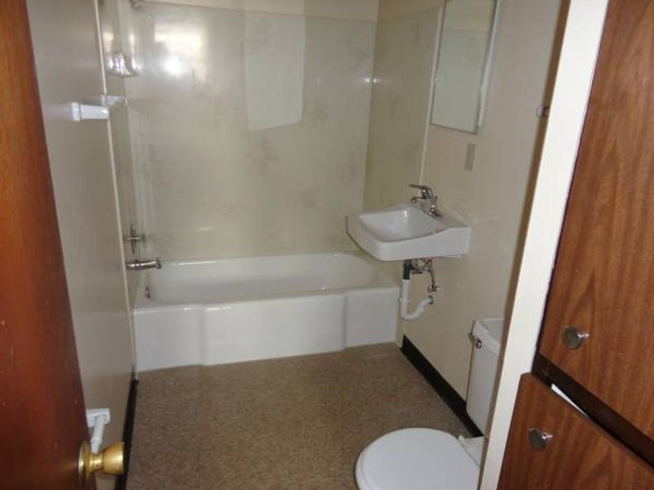 Hilton Arms LLC - Photo 4 of 4