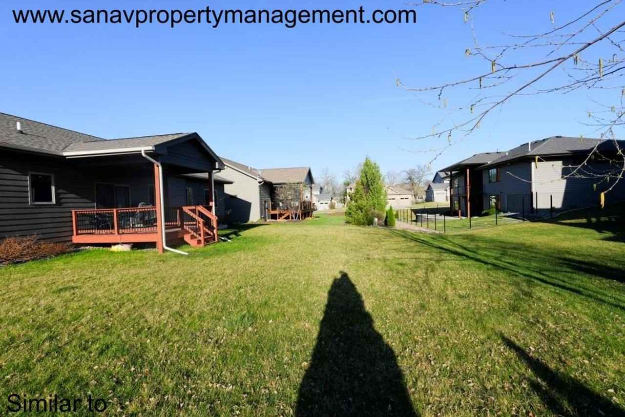 14820 Horton Ave - Photo 3 of 22