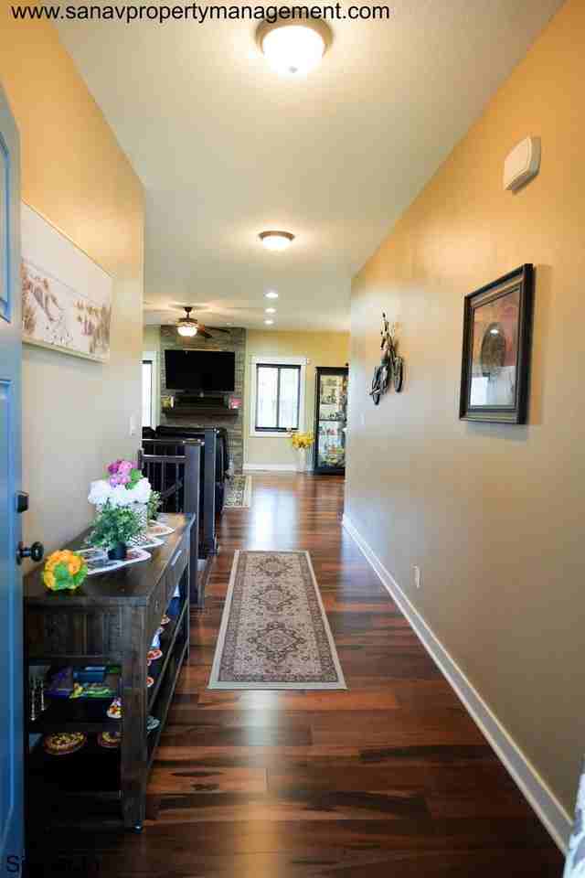 14820 Horton Ave - Photo 5 of 22