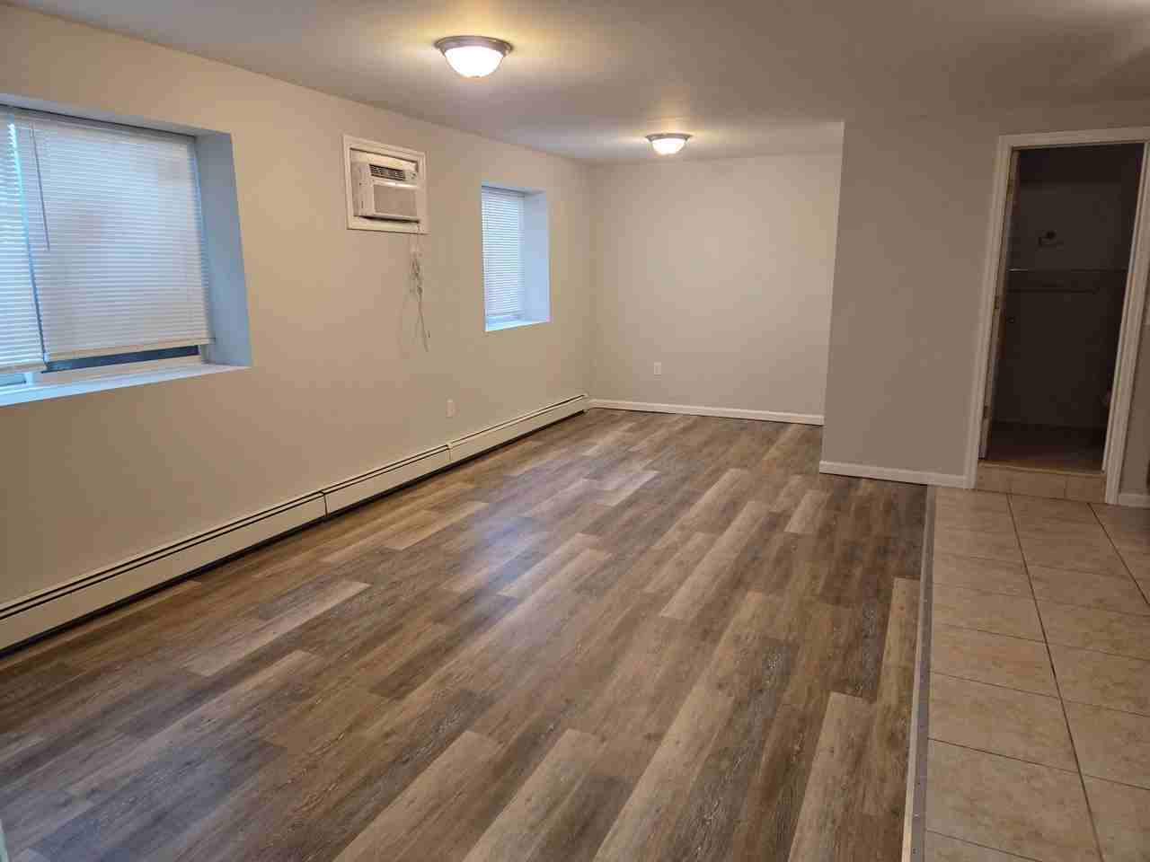 9-61 Long Street - Photo 2 of 6