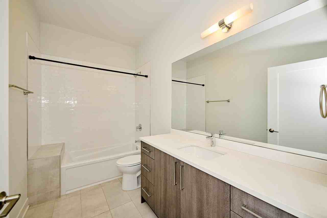 5139 North Broadway - 309 #309 - Photo 4 of 7