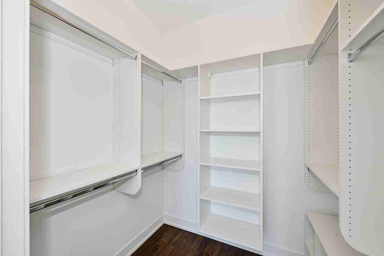 5139 North Broadway - 306 #306 - Photo 3 of 7