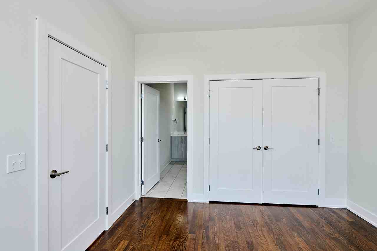 5139 North Broadway - 304 #304 - Photo 4 of 8