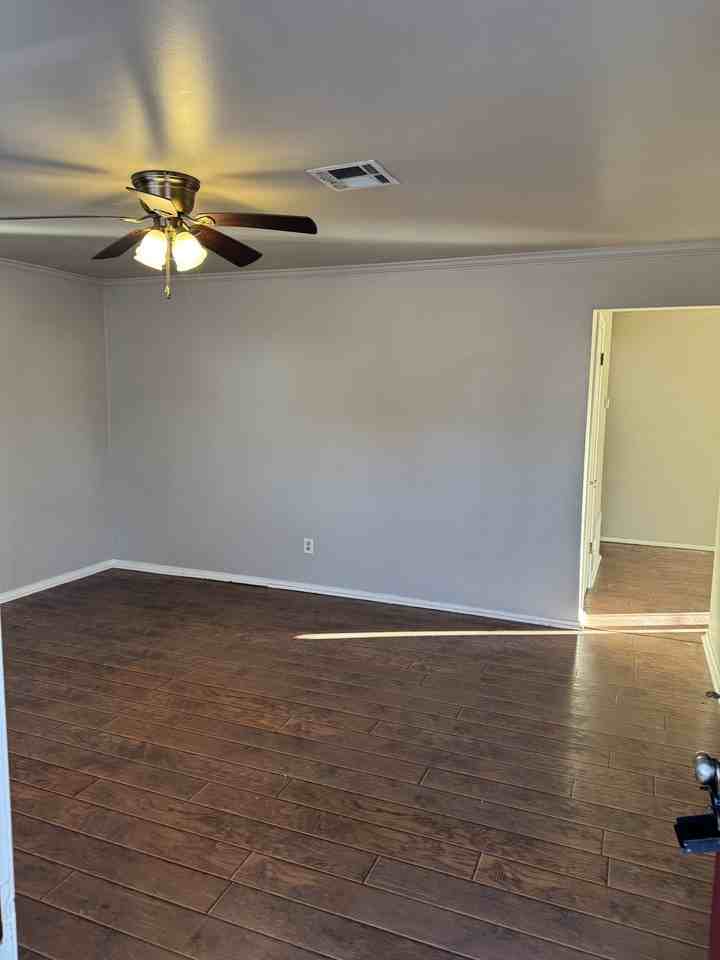 1013 W Atlanta Ct #1 - Photo 3 of 12
