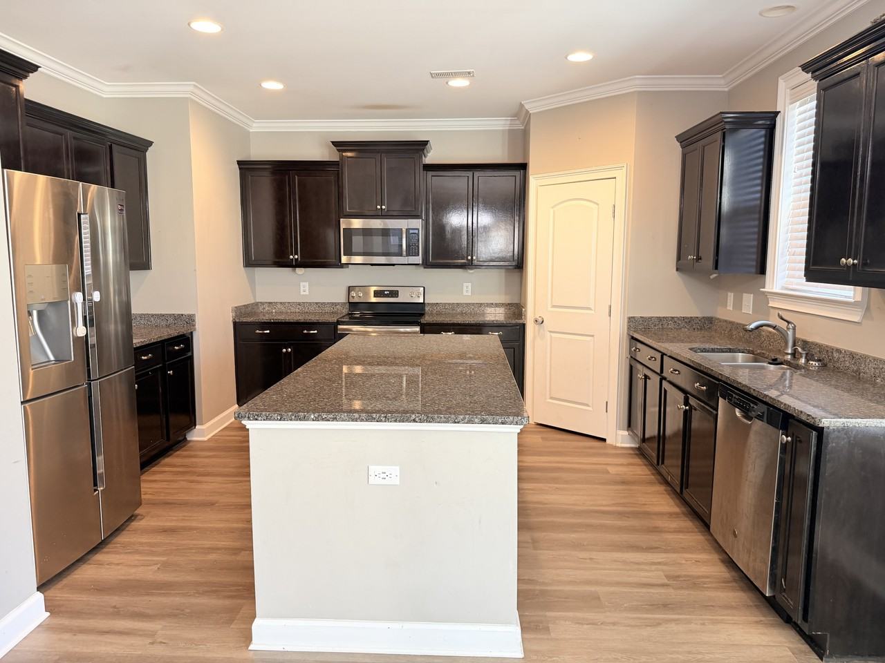 29873 Copper Run Dr #1 - Photo 6 of 30
