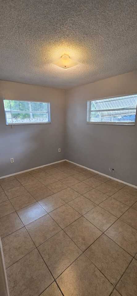 707 60th Avenue Dr W #707 - Photo 7 of 16