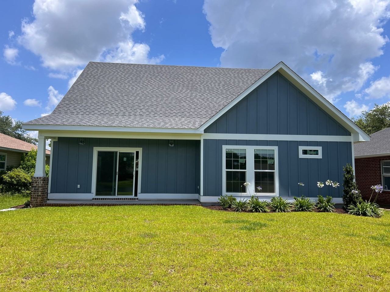 5804 Dunbar Cir - Photo 2 of 3
